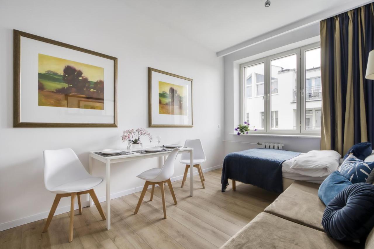23 Unit Miniapartments Warszawa Lotnisko Okecie Fajne Ministudio Przy Bitwy Warszawskiej Exterior photo